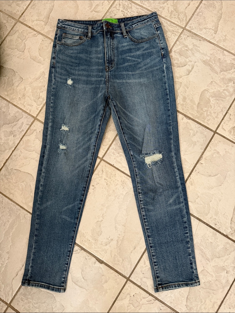 High-Rise Skinny Jeans in Distressed Blue